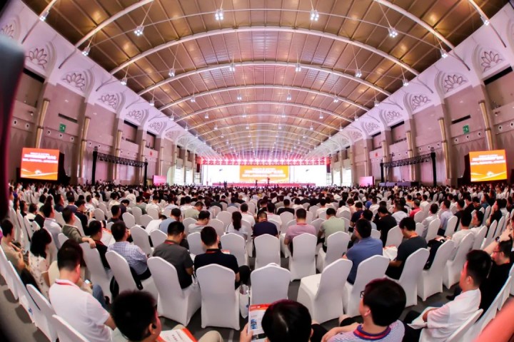 蒼穹數(shù)碼在2024中國地理信息產(chǎn)業(yè)大會上大放“星”芒！